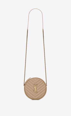 YSL Vinyle Round Camera Bag In Chevron-quilted Grain De Poudre Embossed Læder Tmavě Béžový | 15476-TZOW